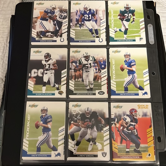 2007 Score NFL Cards - Picture 3 of 4